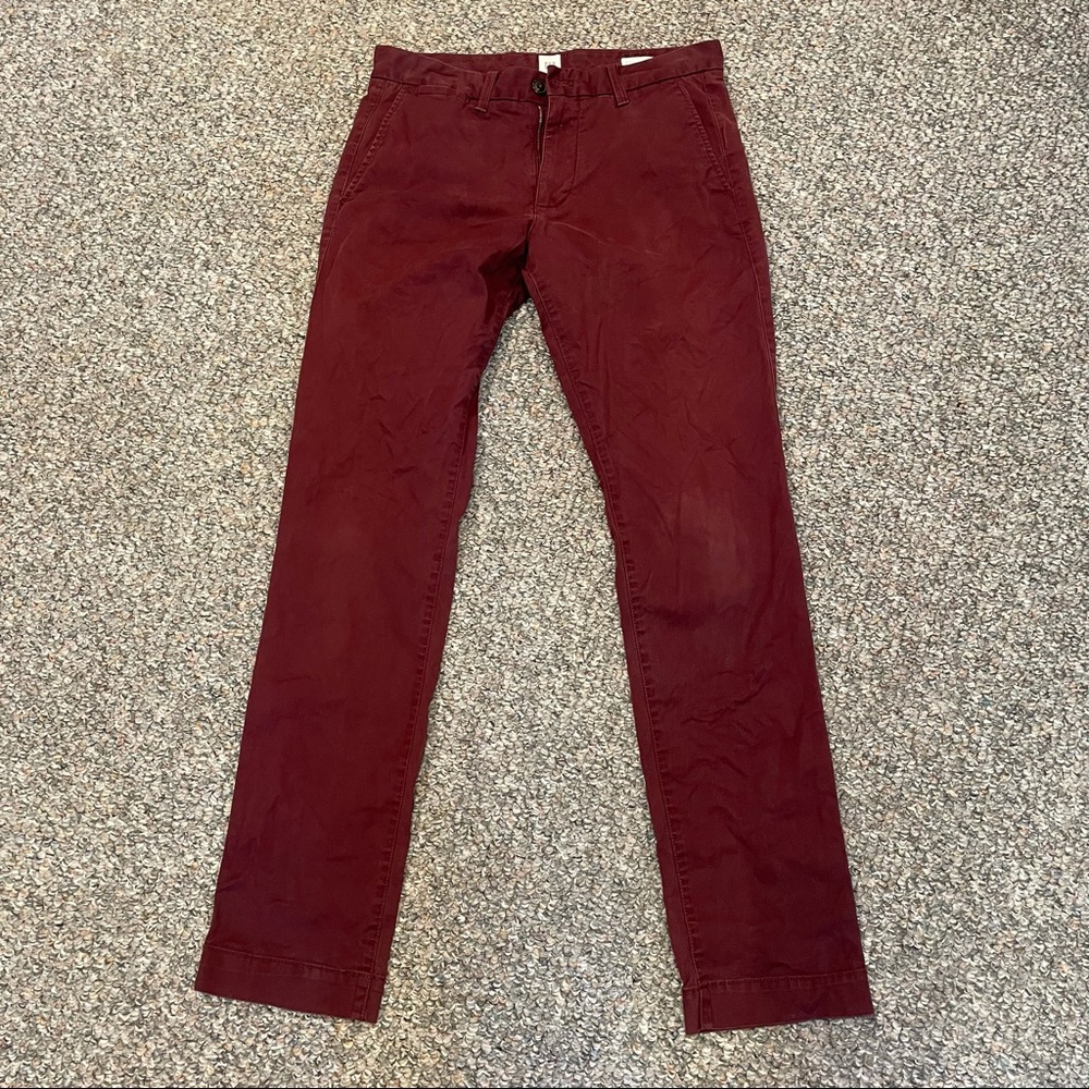 Gap 30x32 Slim Maroon Chinos